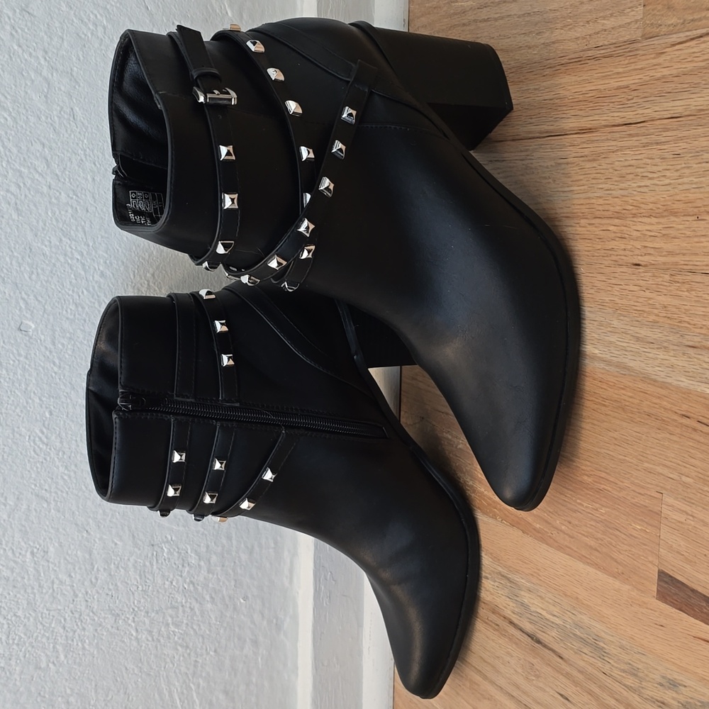 NWT City Chic Booties With Stud Detail